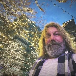 Meet your Posher, Ed